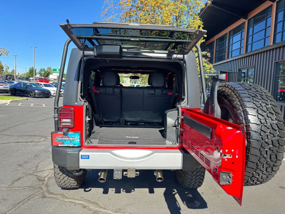 2014 Jeep Wrangler Unlimited Sahara Sport Utility 4D