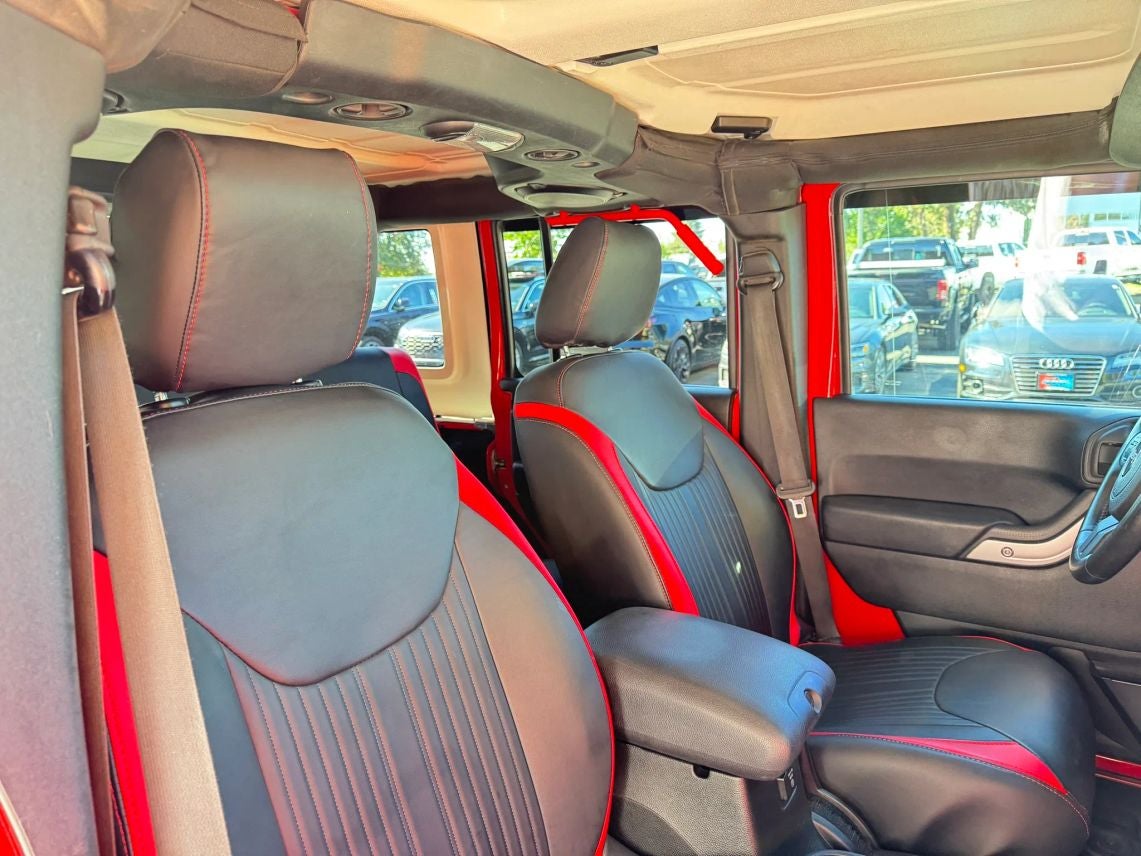 2014 Jeep Wrangler Unlimited Sahara Sport Utility 4D