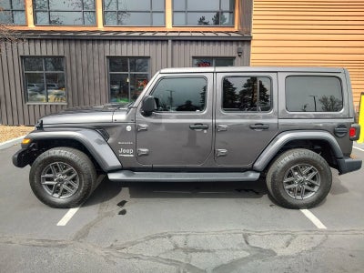 2020 Jeep Wrangler Unlimited Sahara