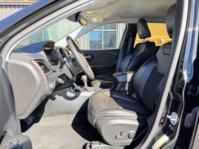 2022 Jeep Cherokee Trailhawk