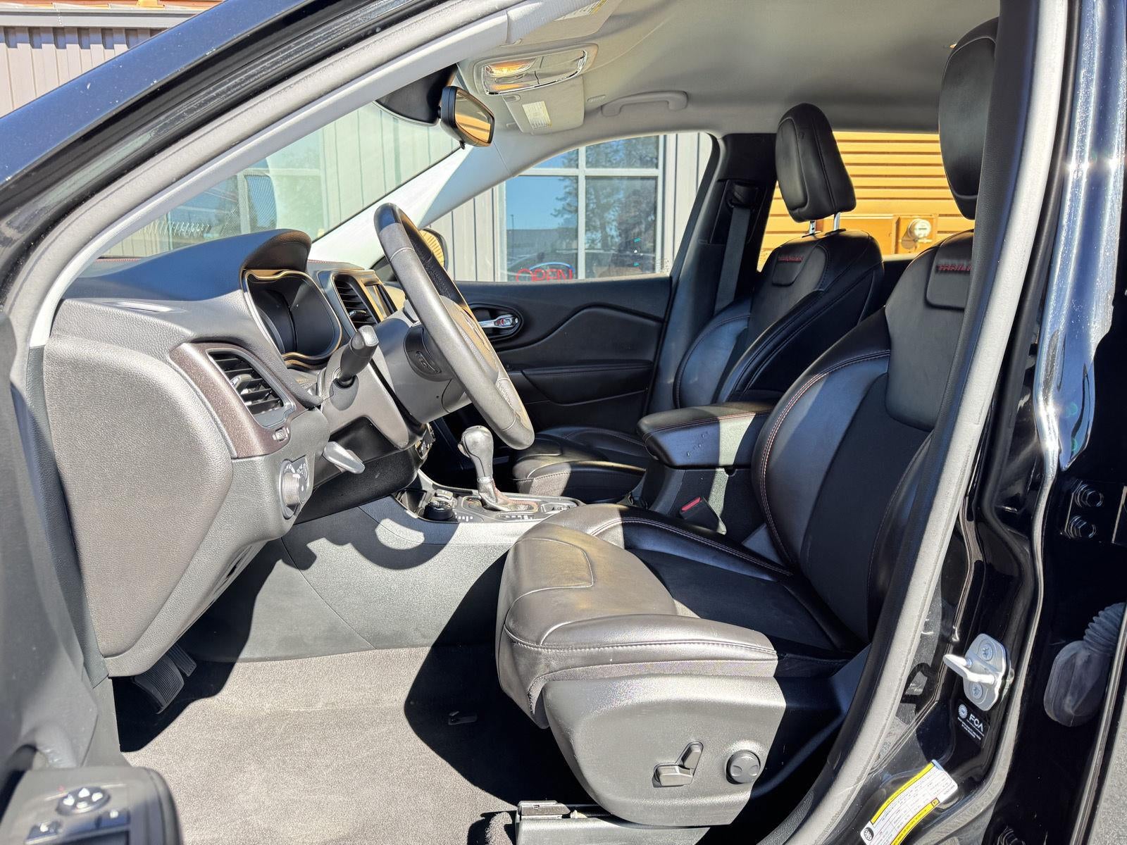 2022 Jeep Cherokee Trailhawk