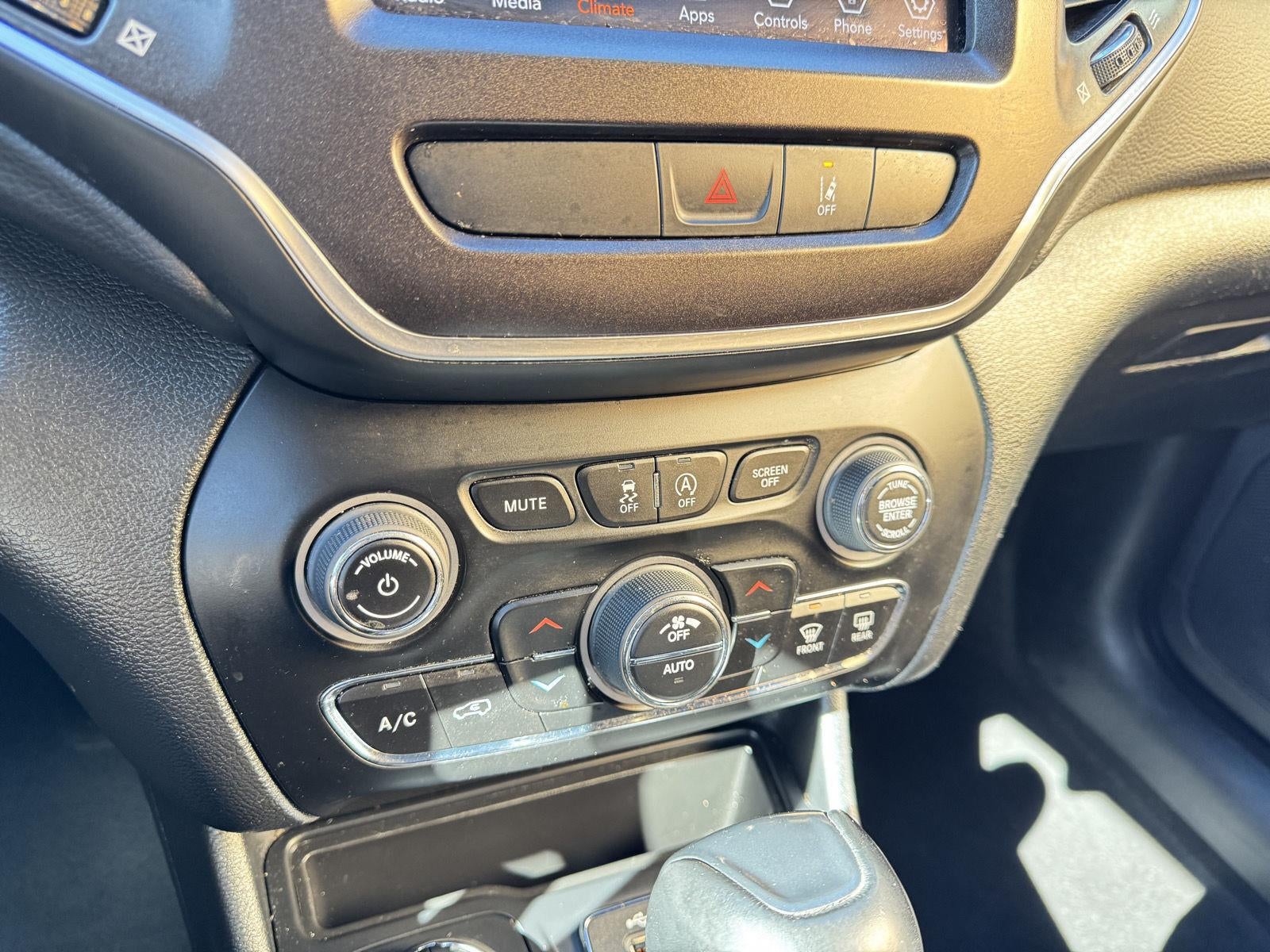 2022 Jeep Cherokee Trailhawk