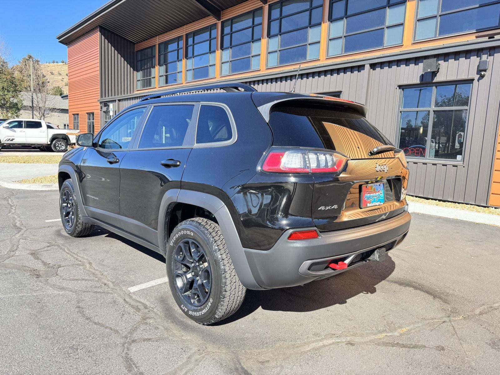 2022 Jeep Cherokee Trailhawk