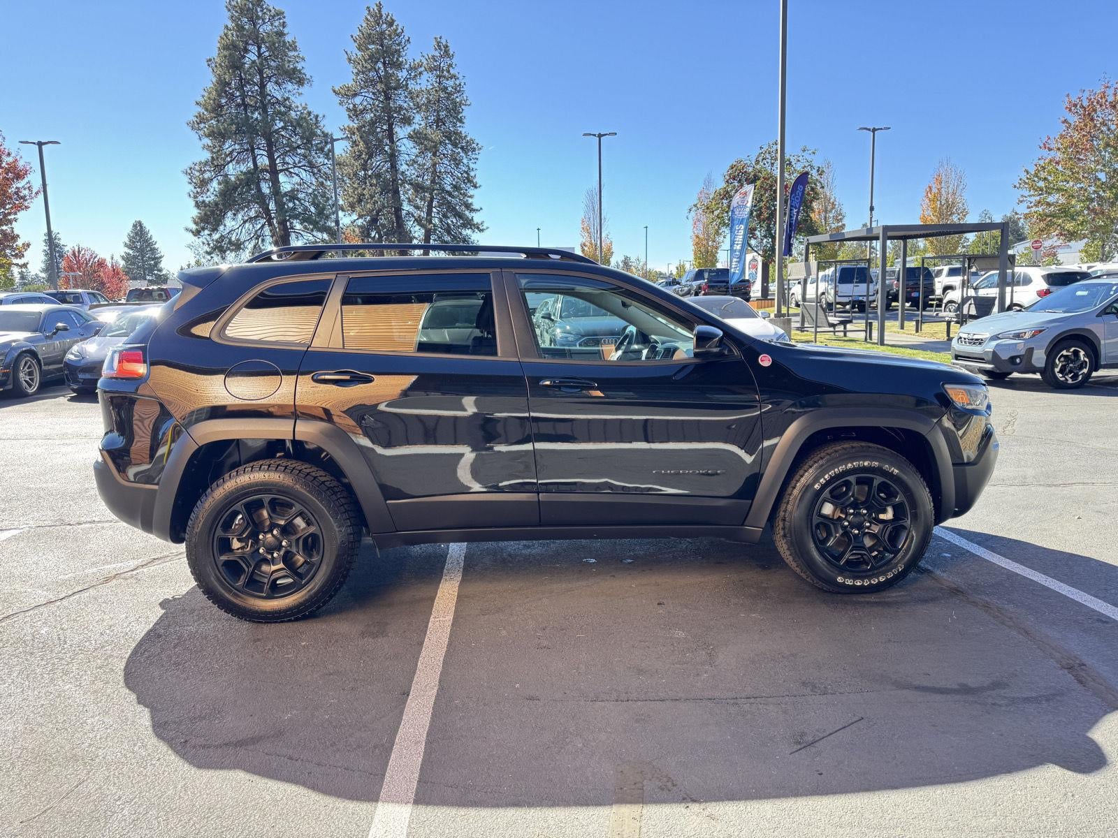 2022 Jeep Cherokee Trailhawk