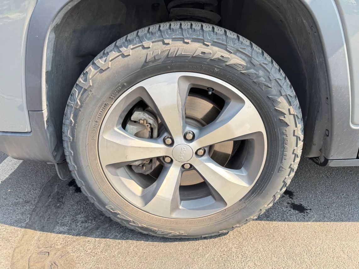 2020 Jeep Cherokee Limited Sport Utility 4D
