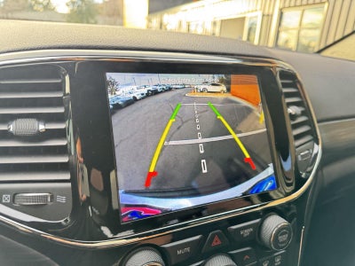 2019 Jeep Grand Cherokee Laredo E