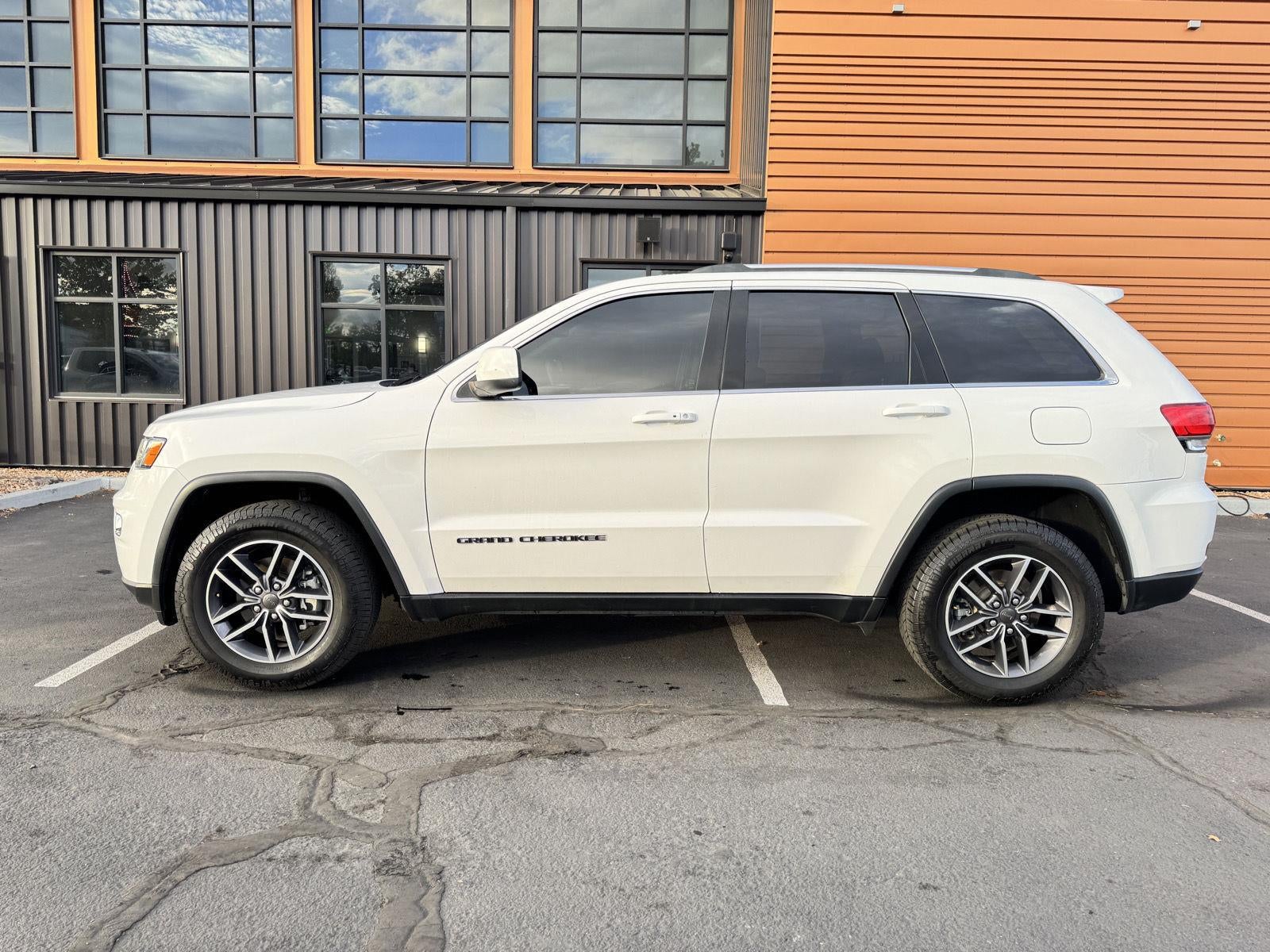 2019 Jeep Grand Cherokee Laredo E