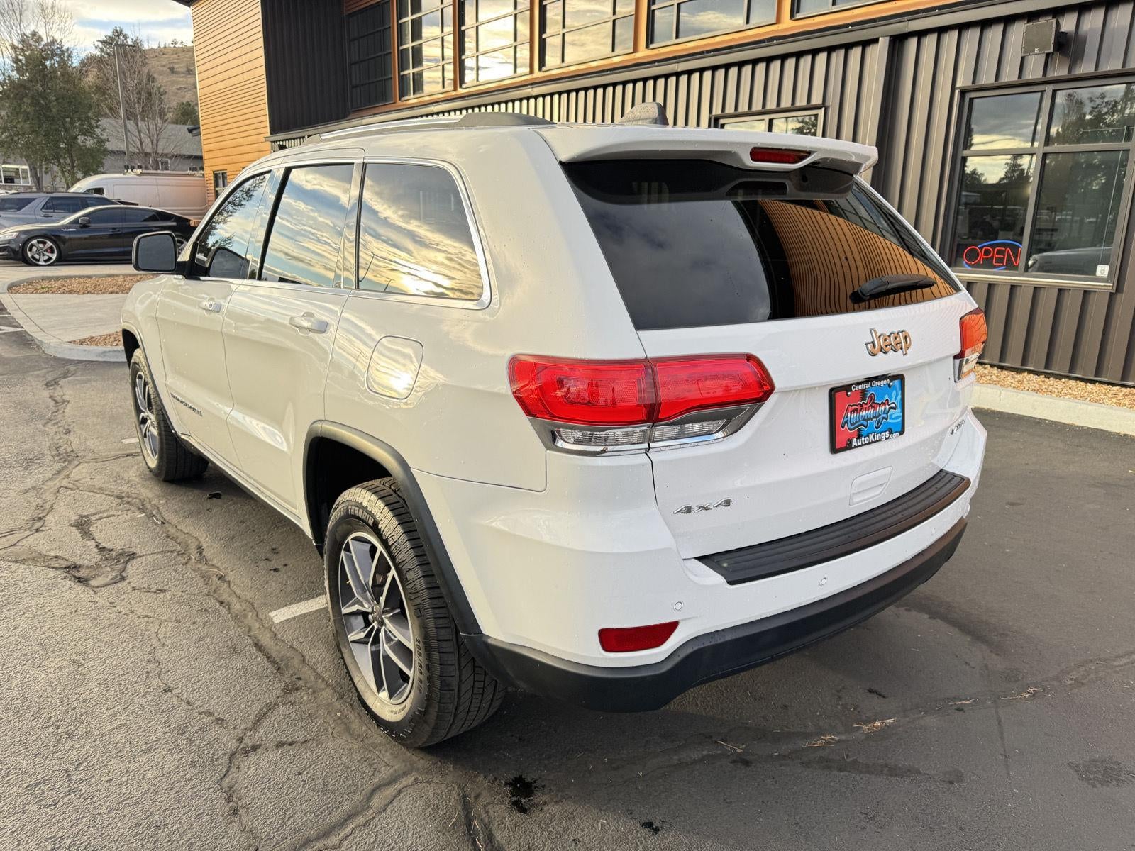 2019 Jeep Grand Cherokee Laredo E