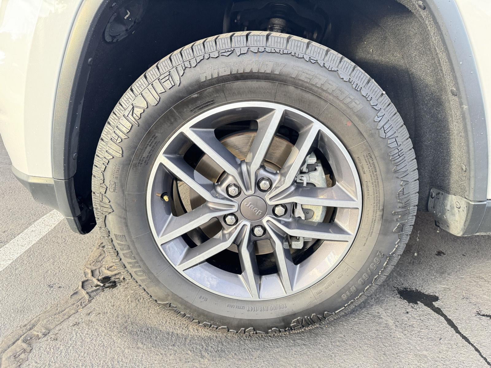 2019 Jeep Grand Cherokee Laredo E
