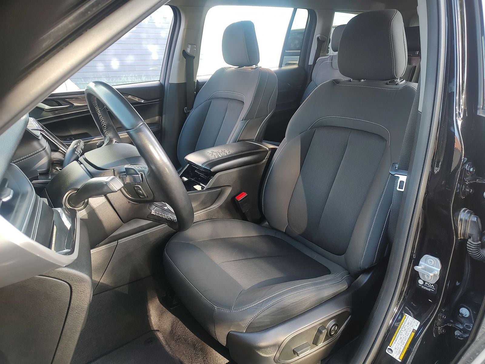 2021 Jeep Grand Cherokee L Laredo