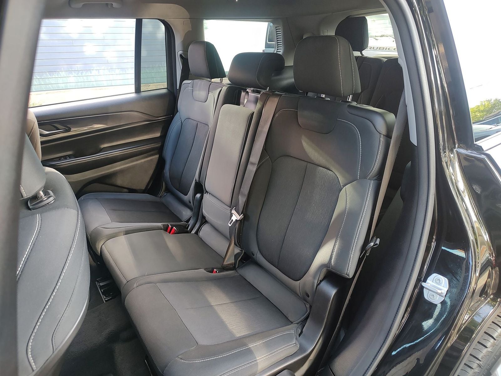 2021 Jeep Grand Cherokee L Laredo