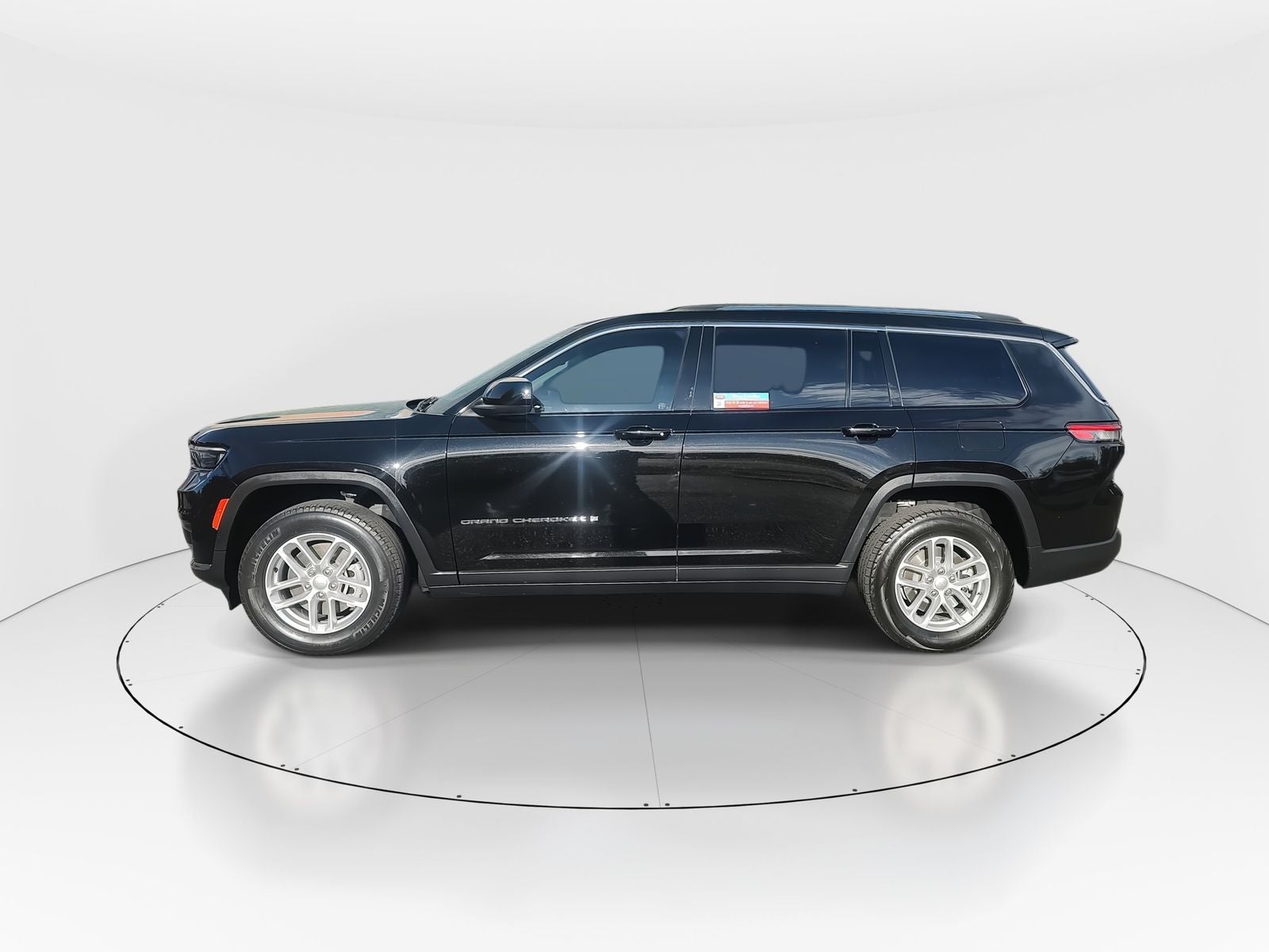 2021 Jeep Grand Cherokee L Laredo