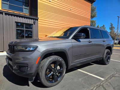 2022 Jeep Grand Cherokee L Altitude