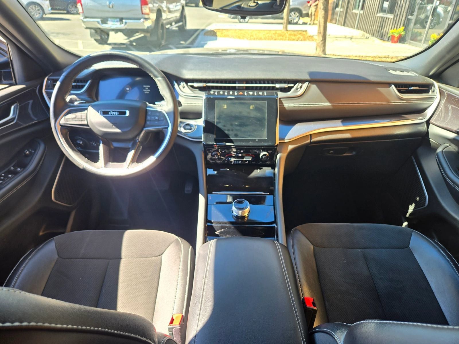 2022 Jeep Grand Cherokee L Altitude