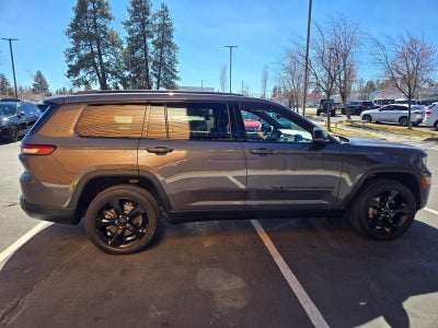 2022 Jeep Grand Cherokee L Altitude