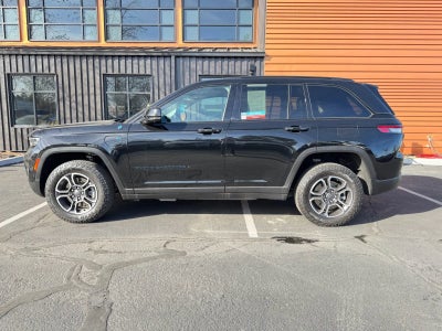 2022 Jeep Grand Cherokee Trailhawk 4xe