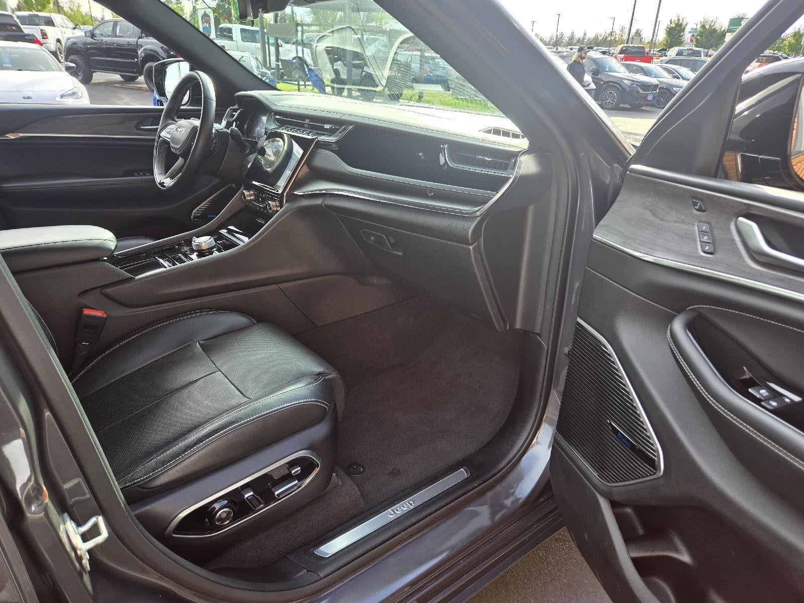 2023 Jeep Grand Cherokee 4xe Overland