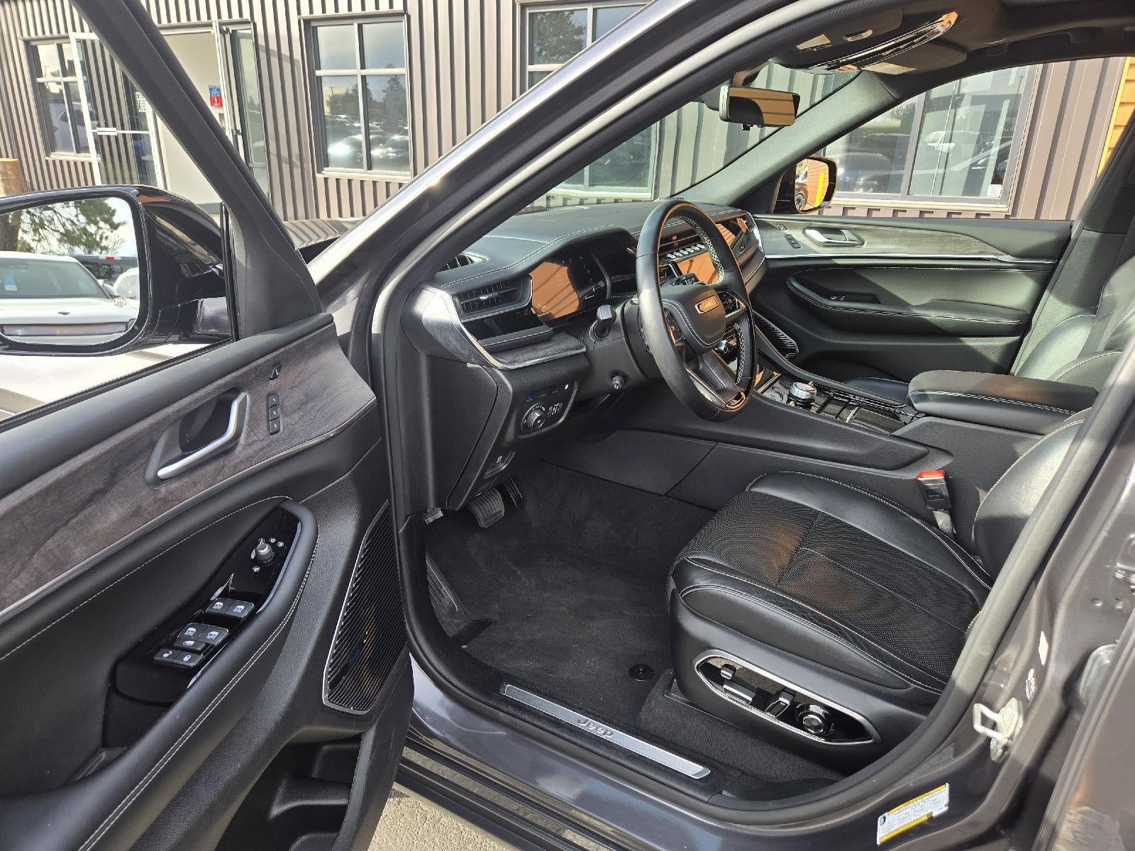 2023 Jeep Grand Cherokee 4xe Overland