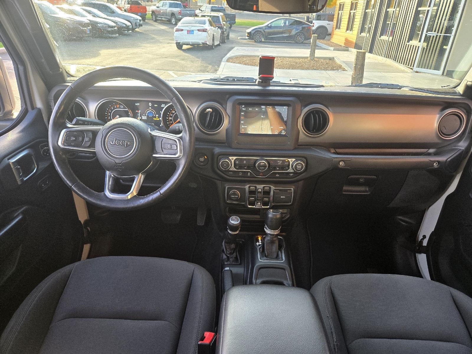 2020 Jeep Gladiator Sport S Pickup 4D 5 ft