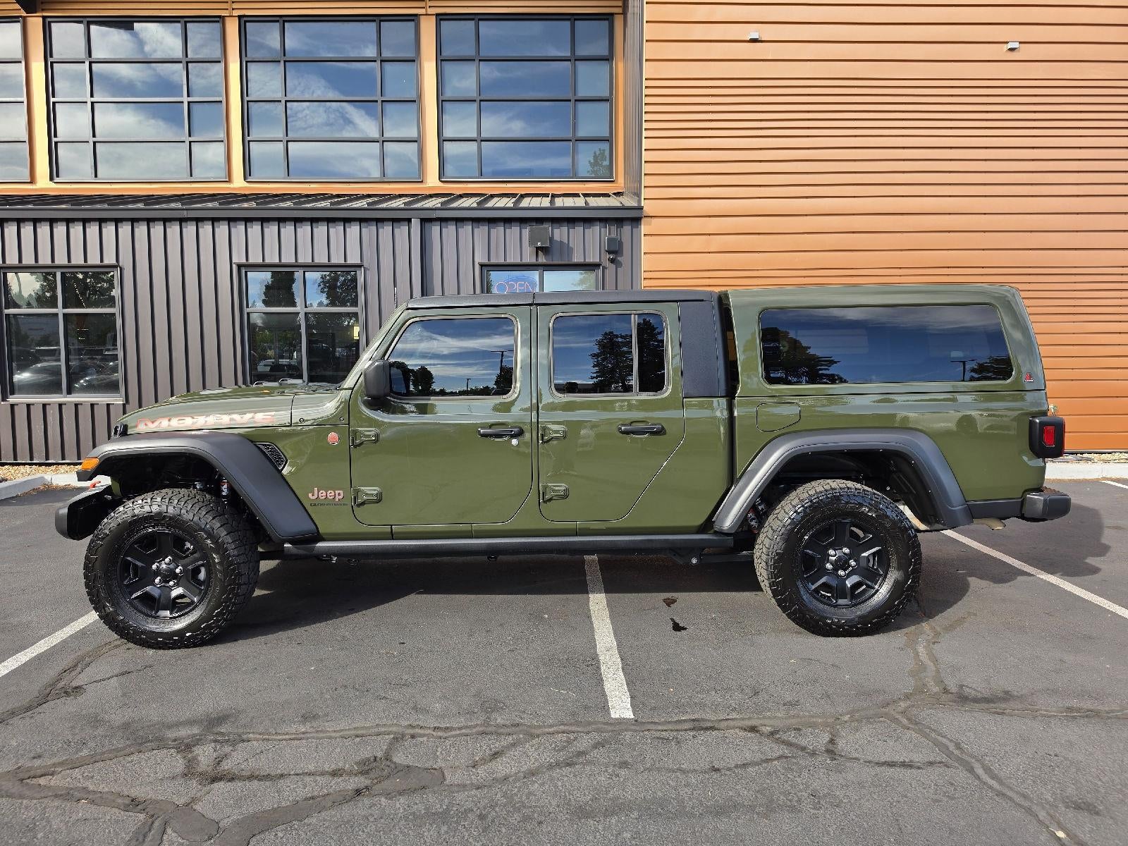 2023 Jeep Gladiator Mojave