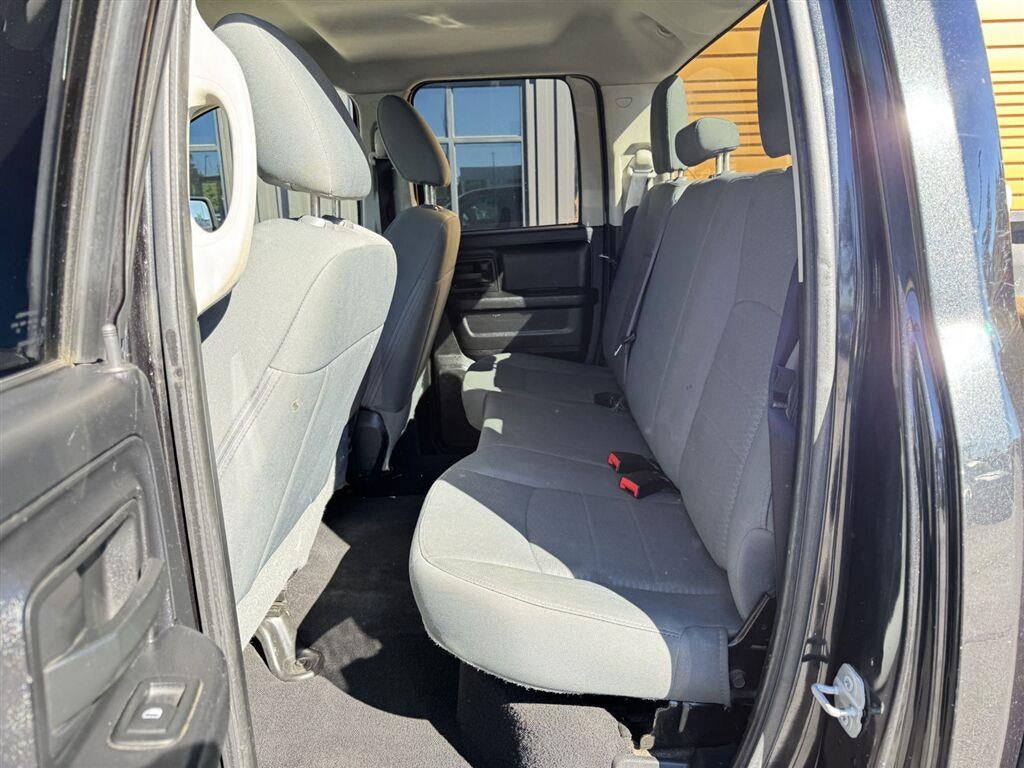 2016 RAM 1500 ST
