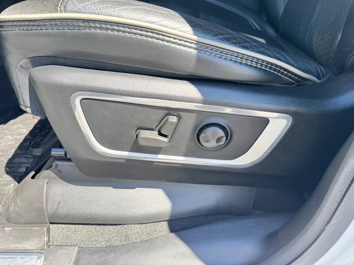 2022 RAM 1500 Crew Cab Laramie Pickup 4D 5 1/2 ft