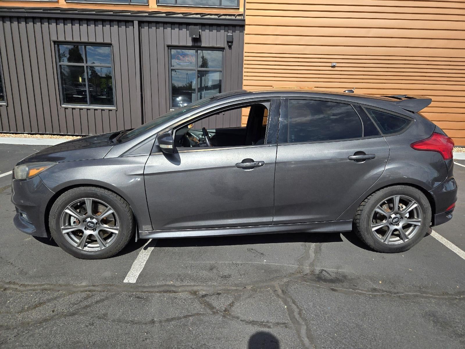 2016 Ford Focus ST