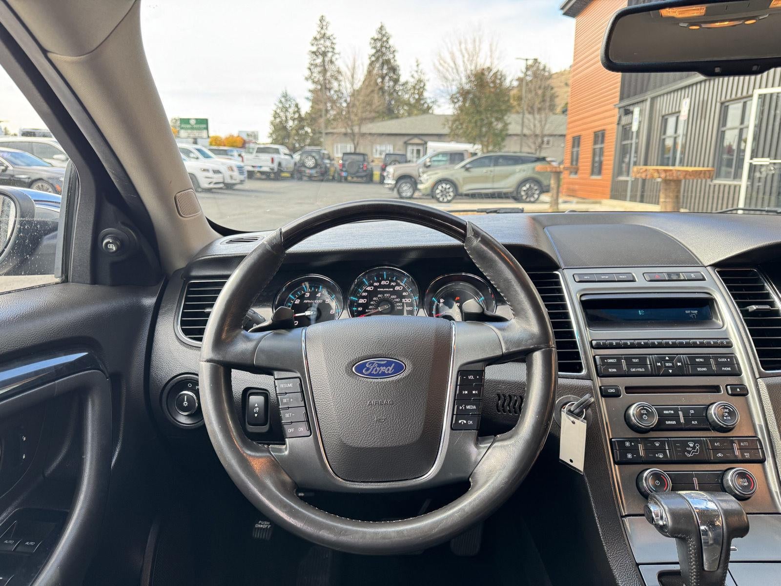 2010 Ford Taurus Limited