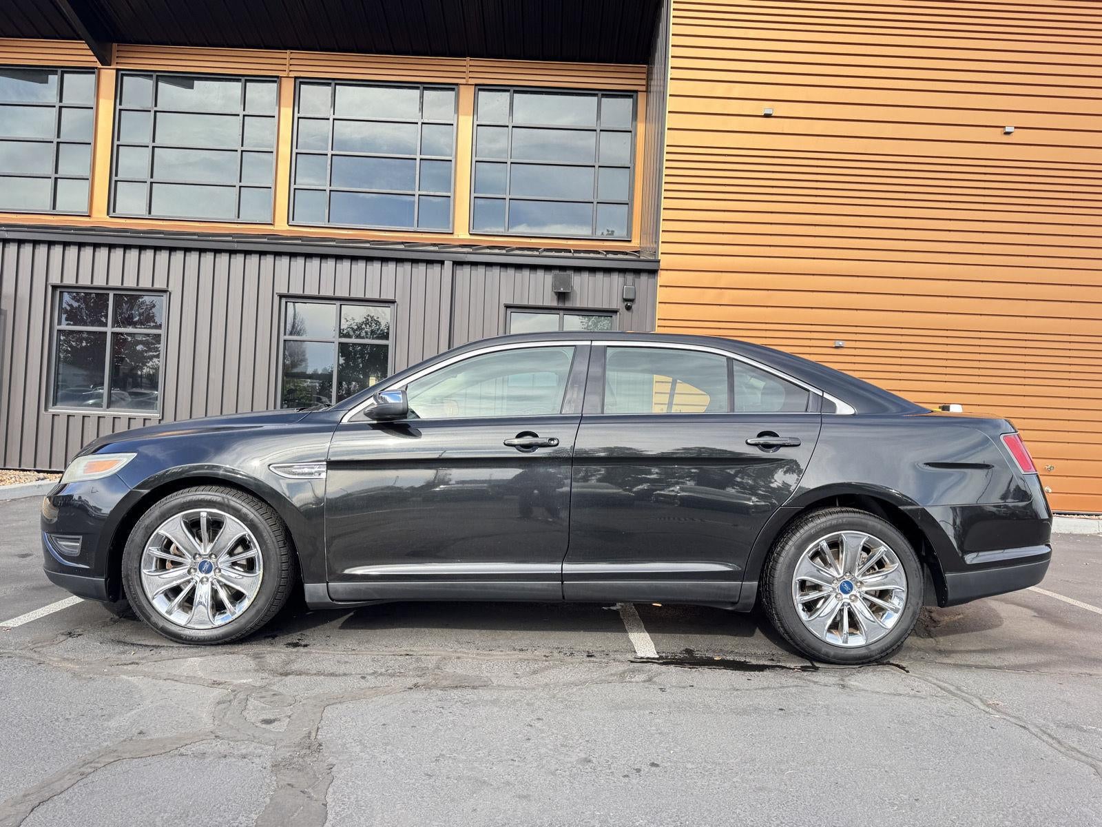 2010 Ford Taurus Limited