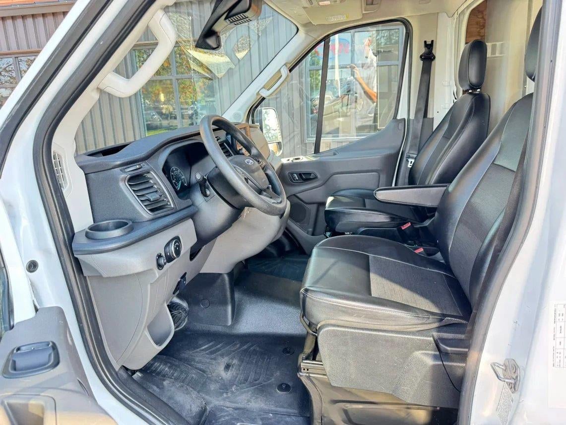 2023 Ford Transit Cutaway 350 HD XL Cutaway Van 2D
