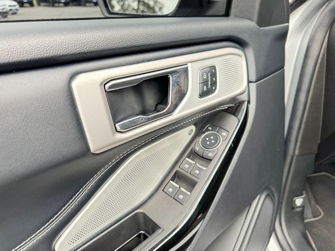 2022 Ford Explorer ST Sport Utility 4D