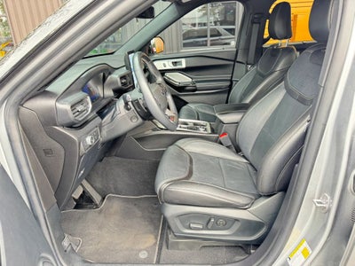 2022 Ford Explorer ST Sport Utility 4D