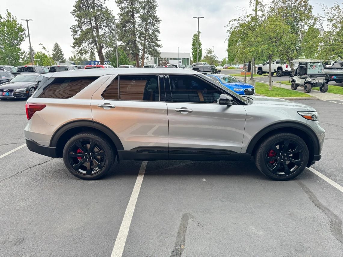 2022 Ford Explorer ST Sport Utility 4D