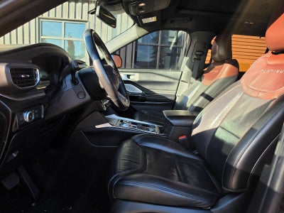 2022 Ford Explorer Platinum