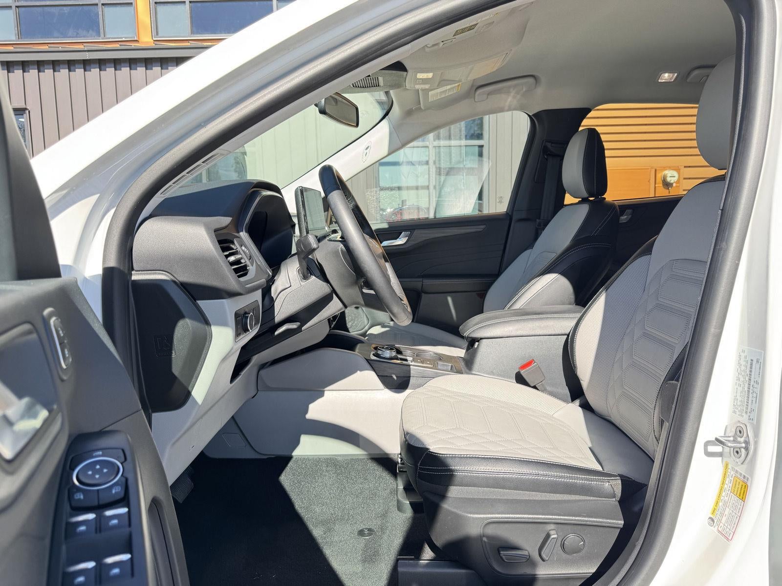2023 Ford Escape Platinum