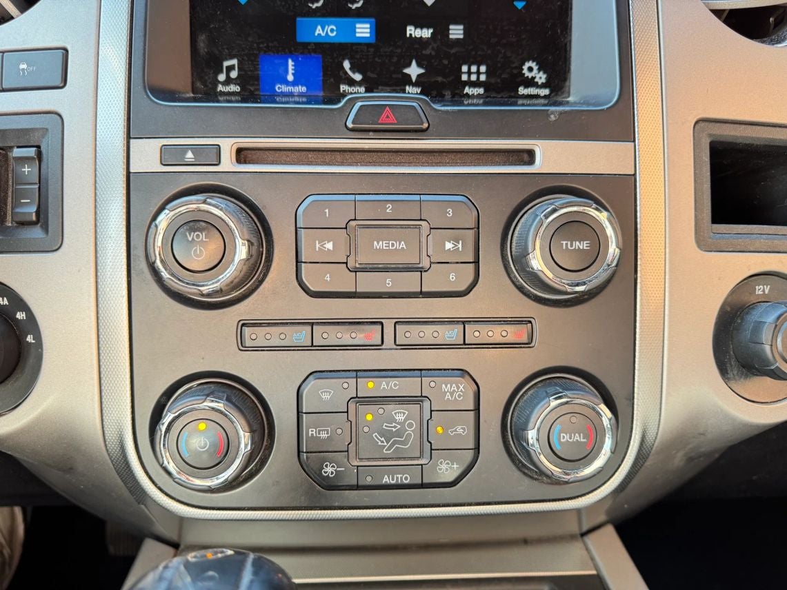 2016 Ford Expedition XLT Sport Utility 4D