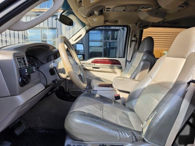 2004 Ford Excursion Eddie Bauer