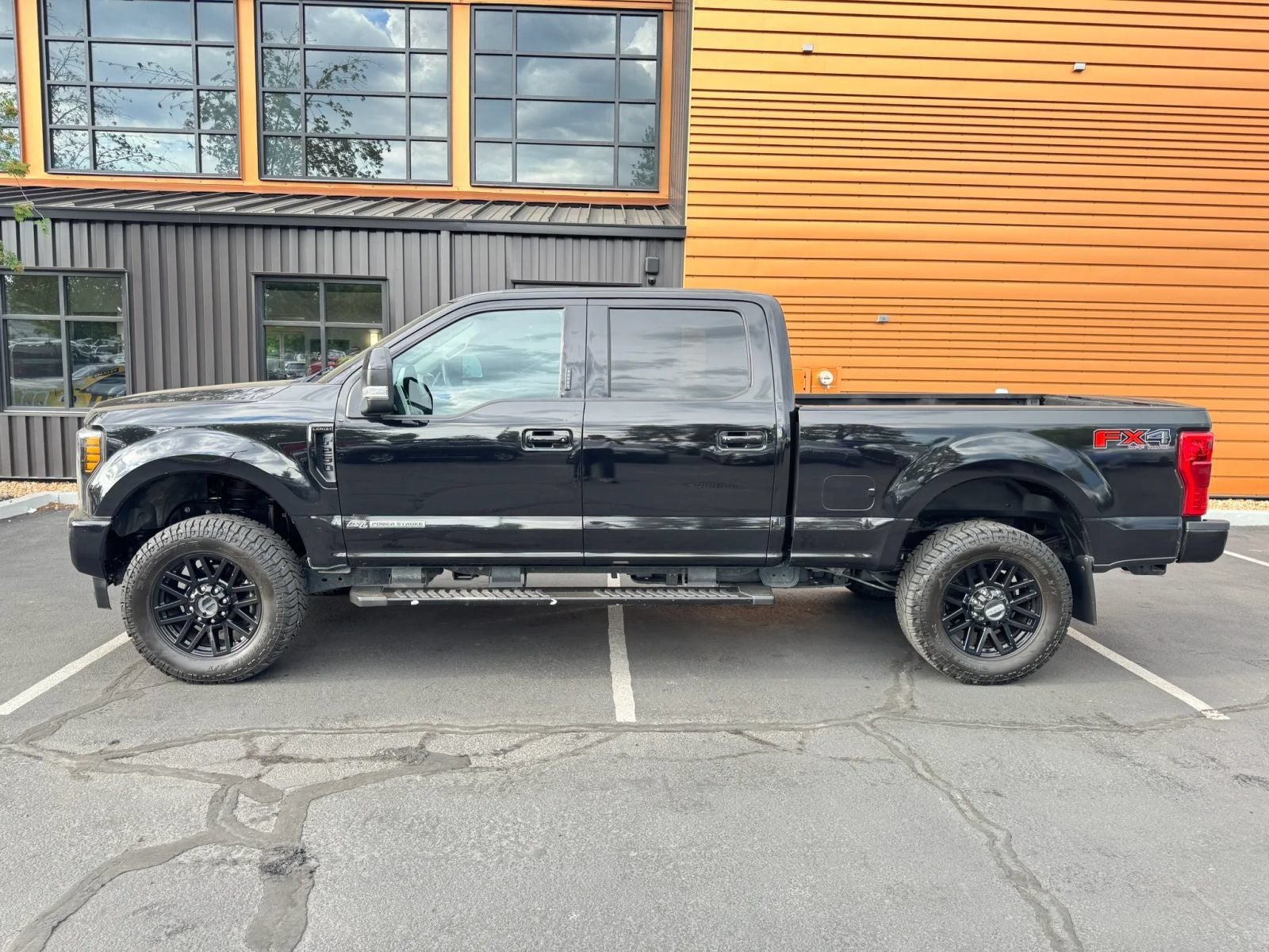 2019 Ford F-250SD Lariat