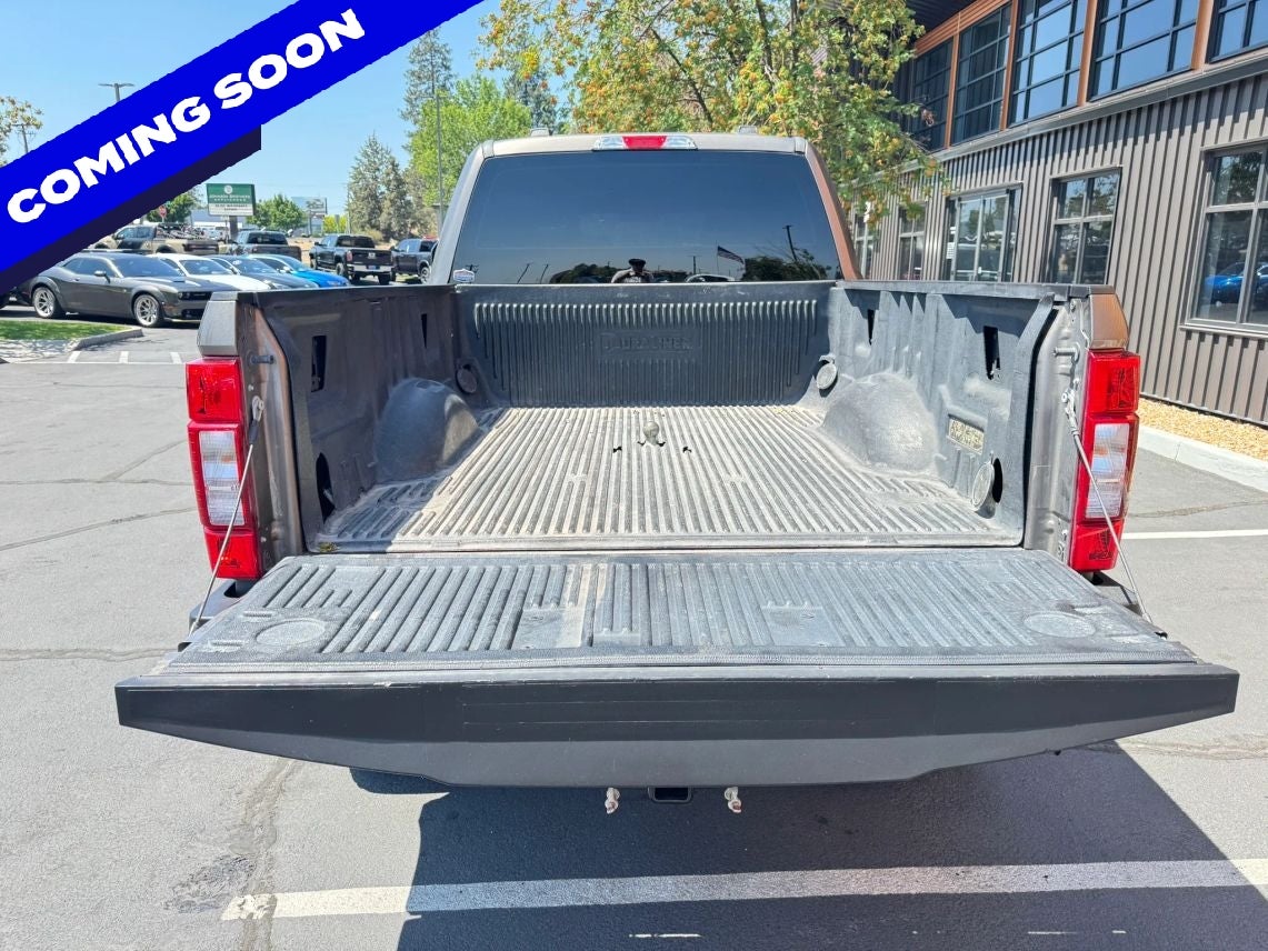 2022 Ford F250 Super Duty Crew Cab XLT Pickup 4D 6 3/4 ft