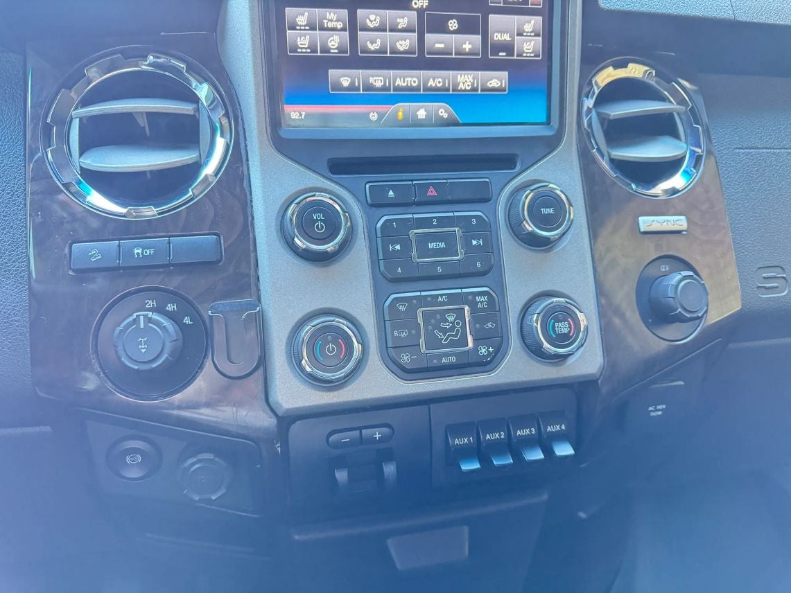 2015 Ford F250 Super Duty Crew Cab Platinum Pickup 4D 6 3/4 ft