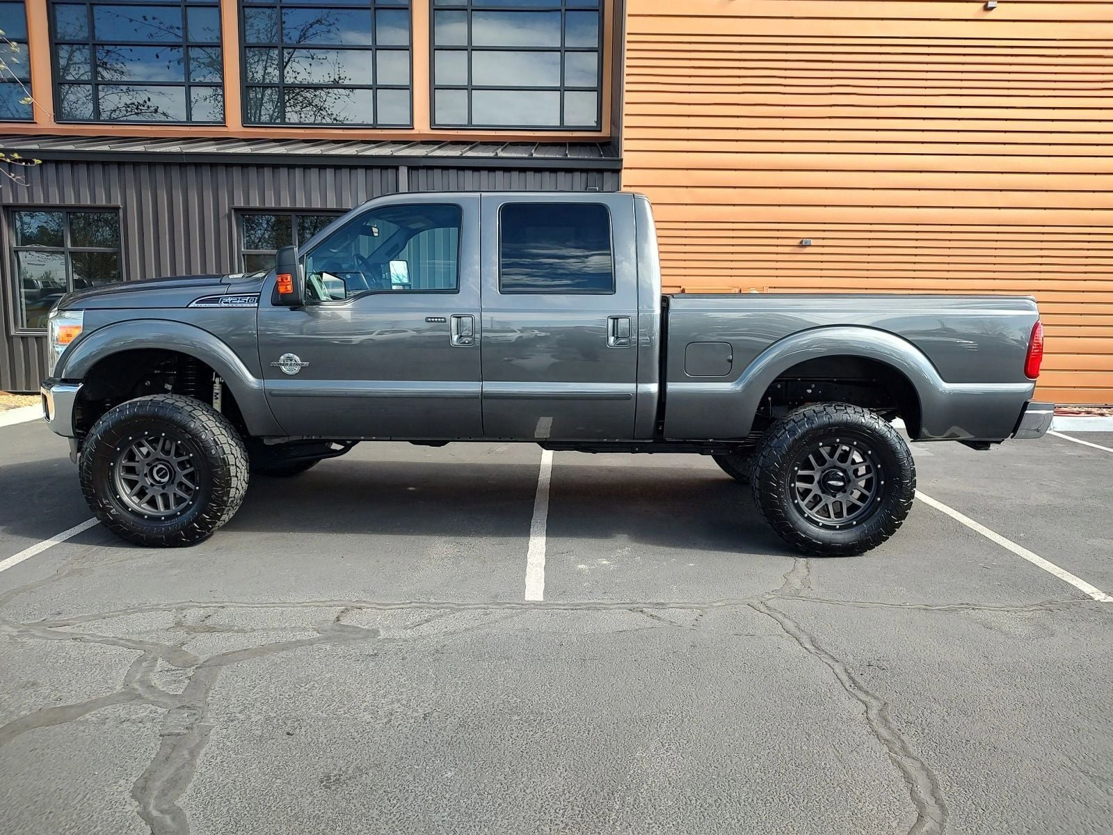 2016 Ford F-250SD Lariat