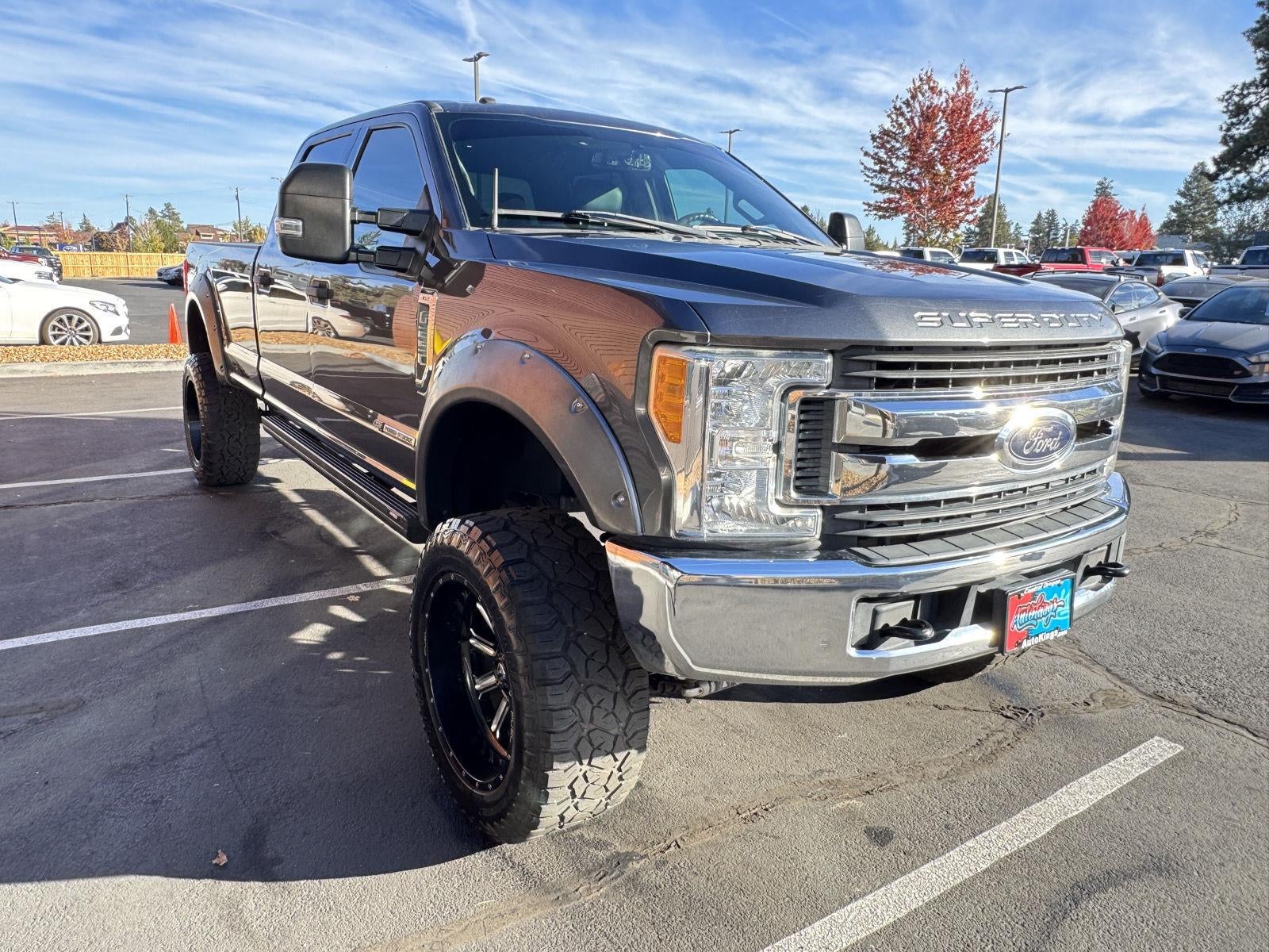 2017 Ford Super Duty F-250 XLT