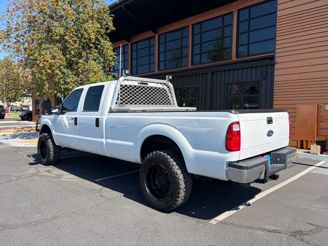 2015 Ford F350 Super Duty Crew Cab XLT Pickup 4D 8 ft