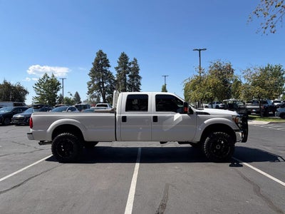2015 Ford F350 Super Duty Crew Cab XLT Pickup 4D 8 ft