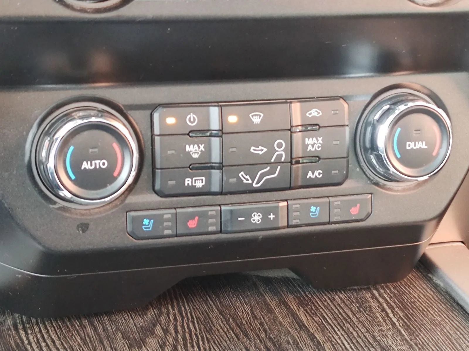 2021 Ford F-350SD Lariat