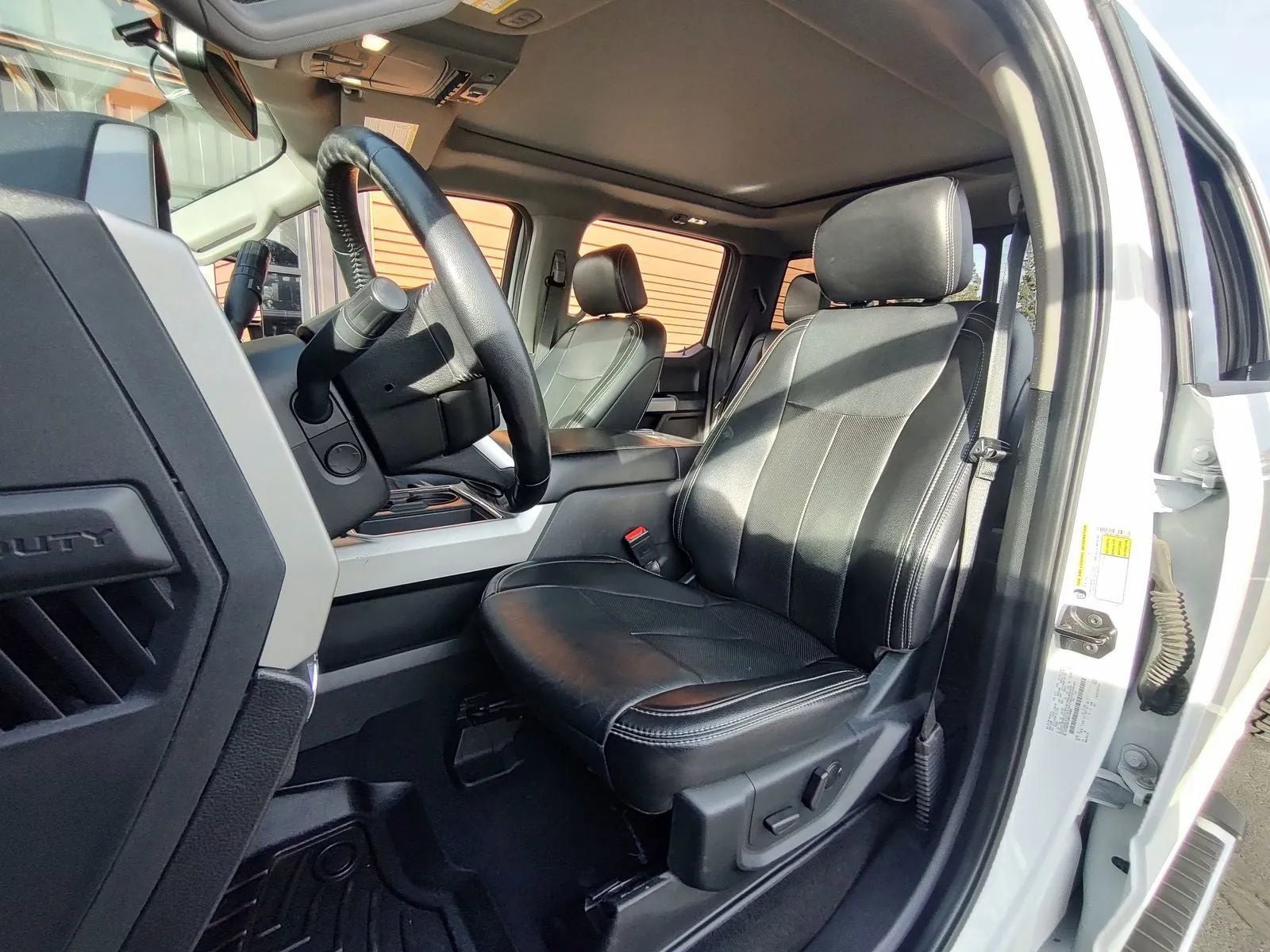 2021 Ford F-350SD Lariat