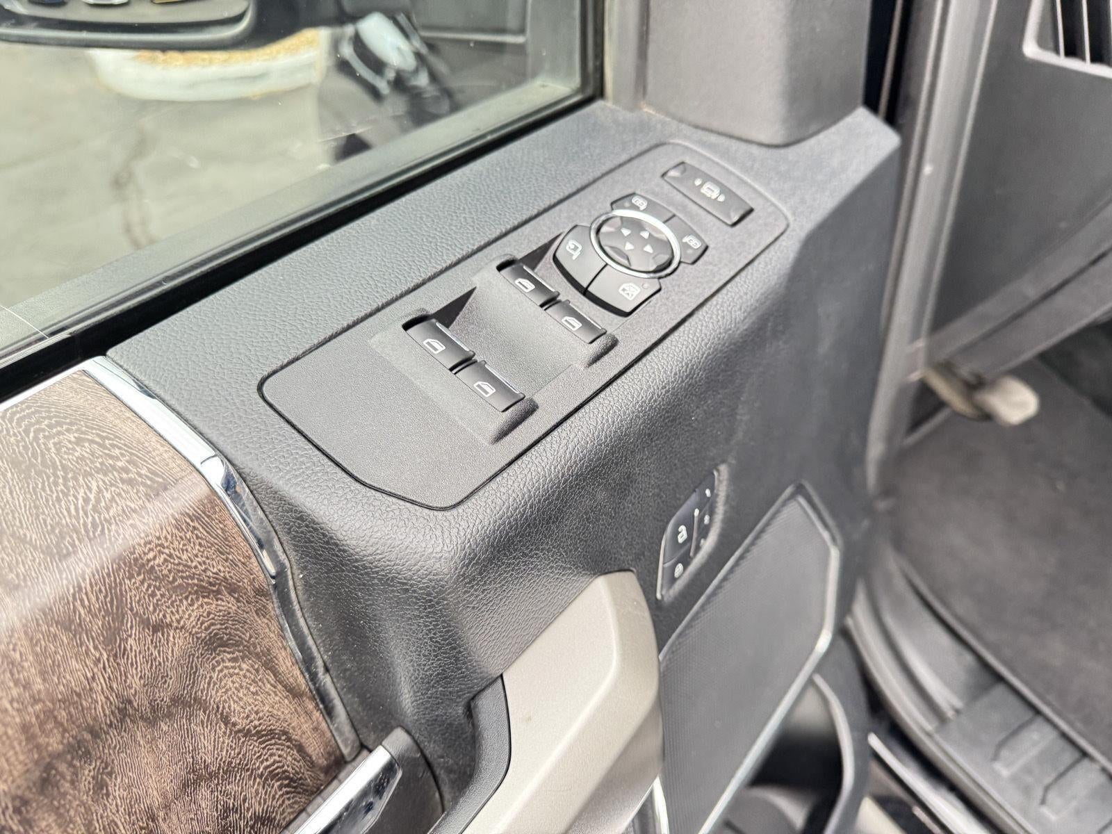 2017 Ford Super Duty F-350 Lariat