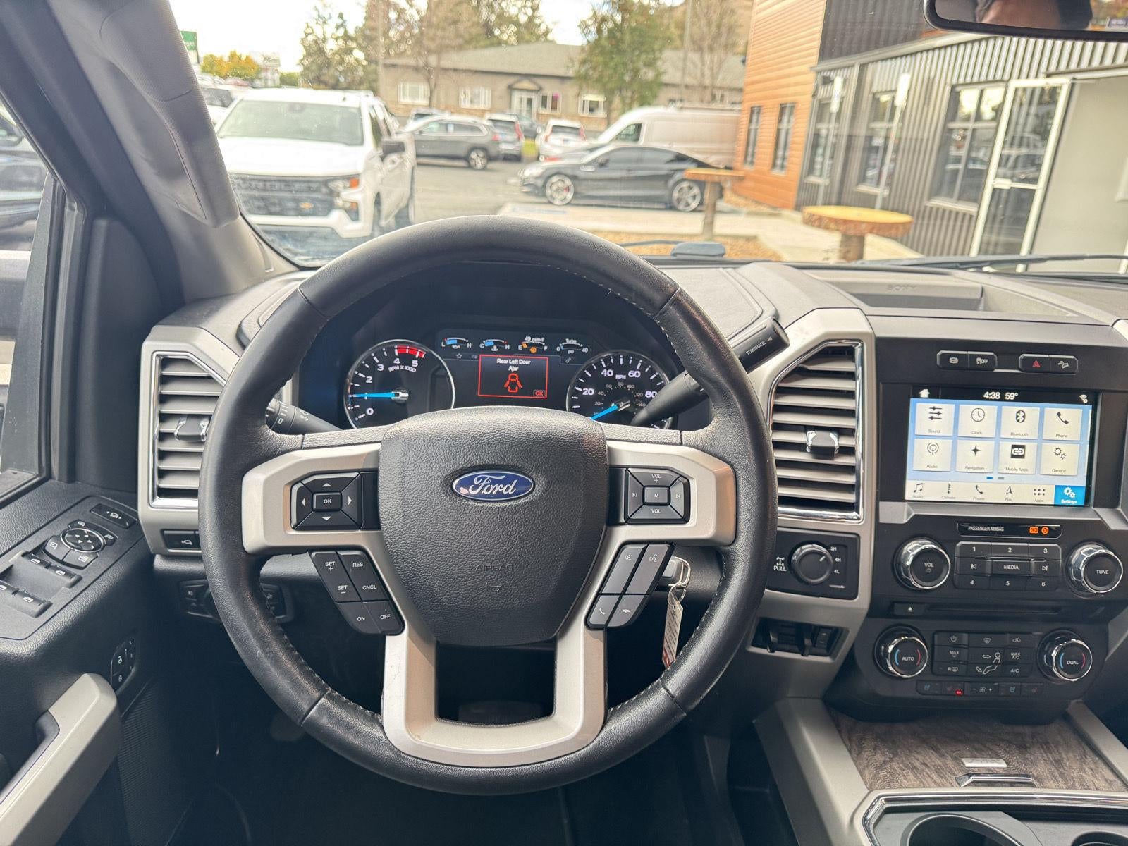 2017 Ford Super Duty F-350 Lariat