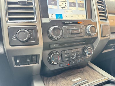 2017 Ford Super Duty F-350 Lariat