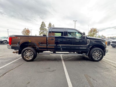 2017 Ford Super Duty F-350 Lariat